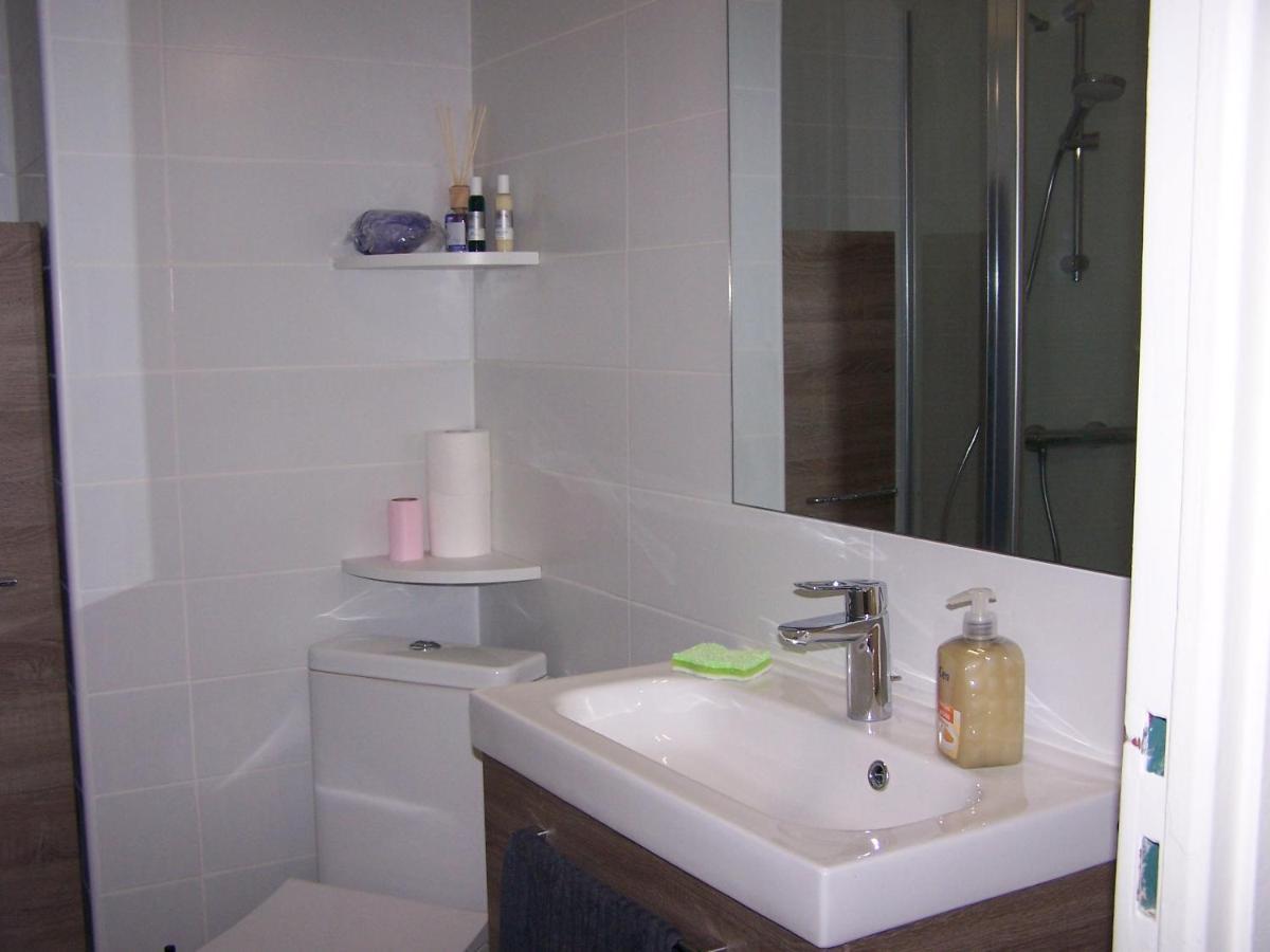Studio A 200 Metres De La Plage Canet-en-Roussillon Eksteriør billede